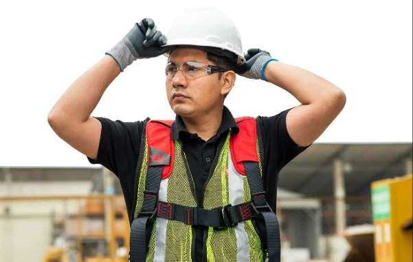 Seguridad y protección laboral en la ropa industrial