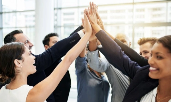 200 frases de motivación laboral en 2026