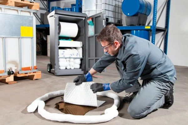 Productos más utilizados en control de derrame y absorbentes industriales