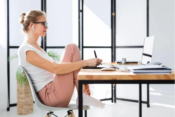 10 riesgos ergonómicos comunes en el trabajo