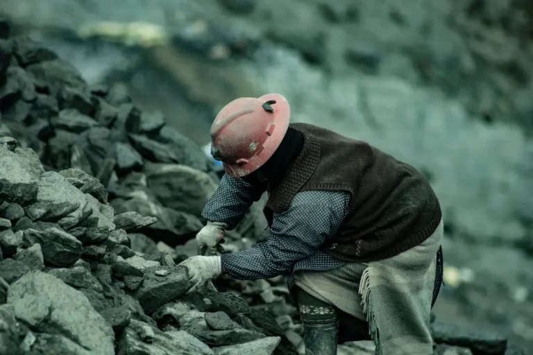 Silicosis en la minería: 10 medidas que realmente reducen la exposición al polvo de sílice